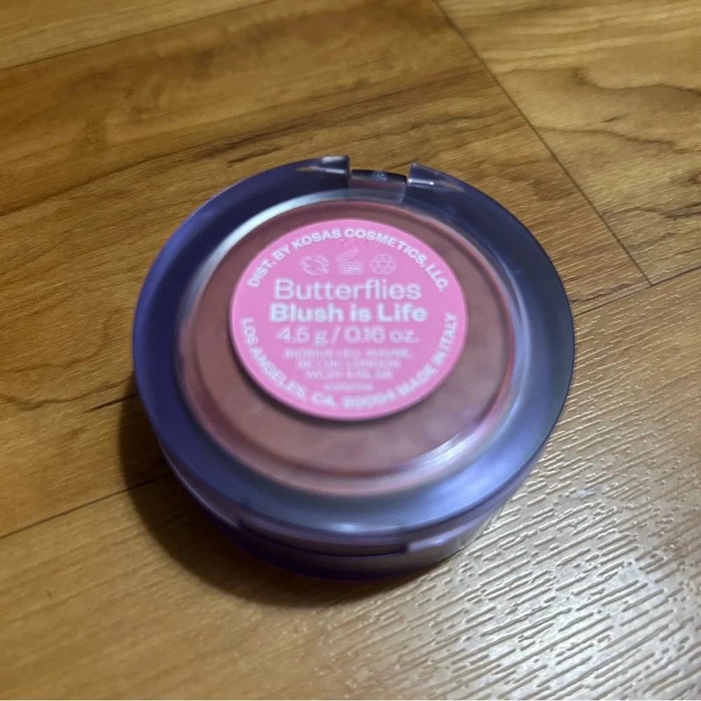 Kosas Butterflies Blush is Life